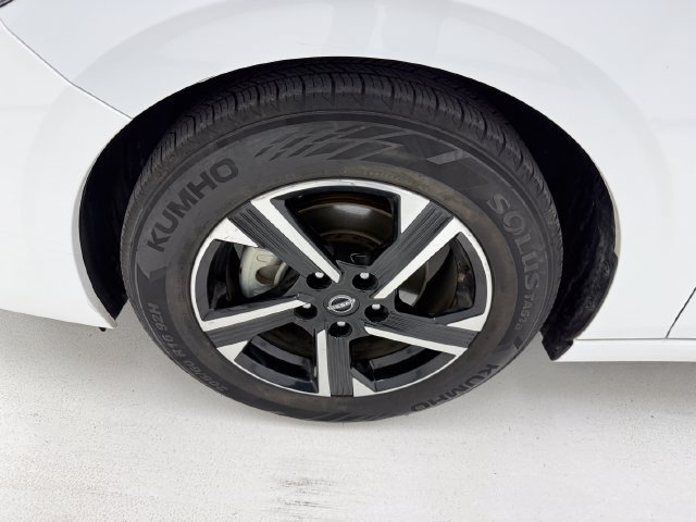 Used 2024 Nissan Sentra SV FWD image 7