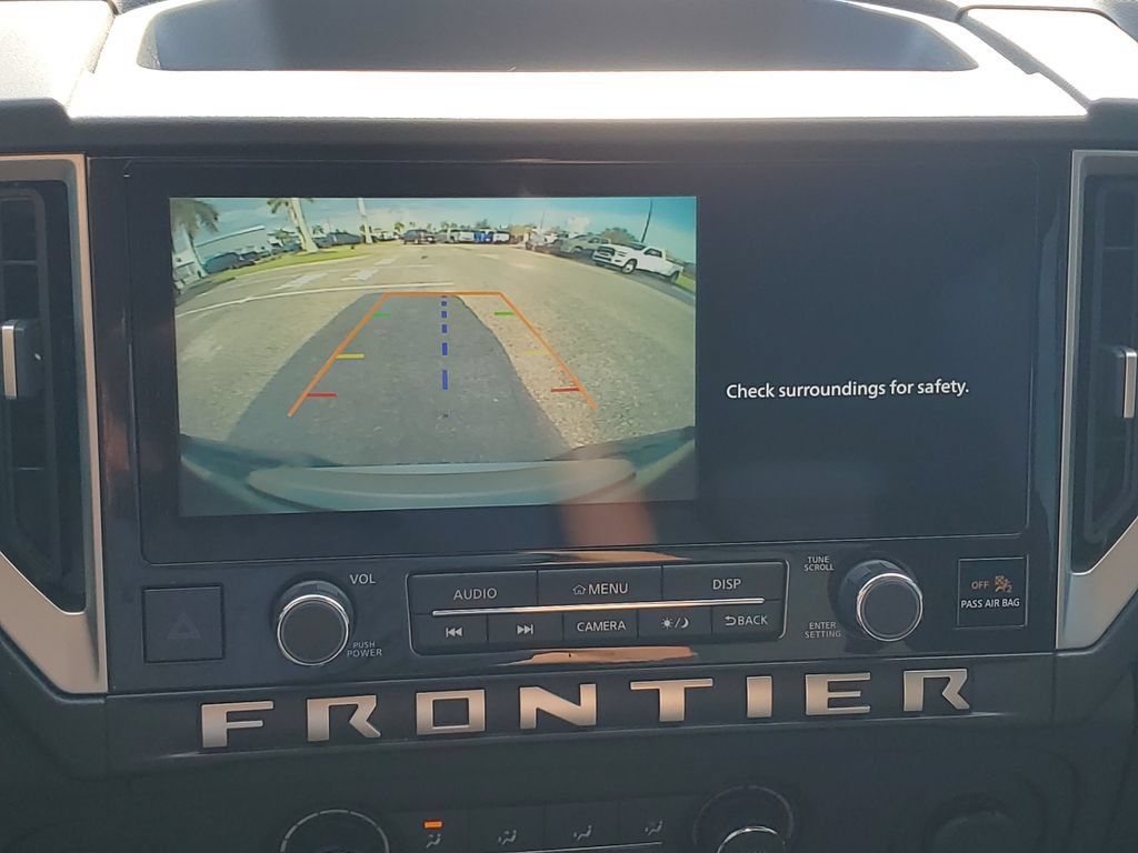 Certified 2025 Nissan Frontier SV RWD image 17