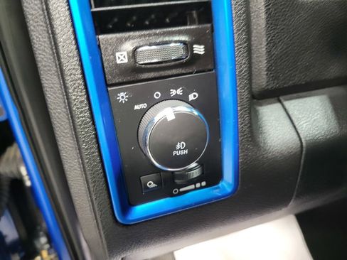 Used 2018 RAM 1500 Sport w/ Hydro Blue Sport Package image 41
