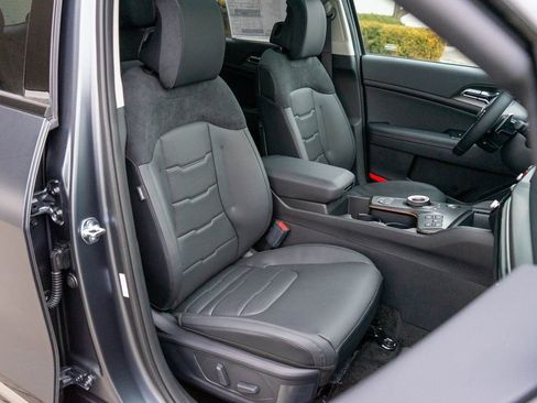 New 2026 Kia Sportage SX Prestige AWD/4WD image 9