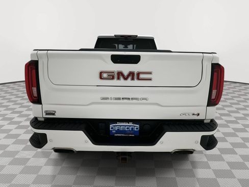Used 2021 GMC Sierra 1500 AT4 w/ Technology Package AWD/4WD image 4