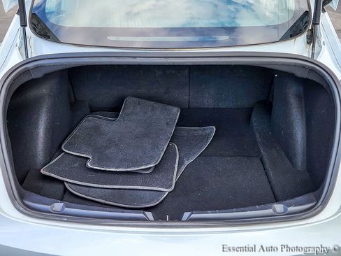 Used 2018 Tesla Model 3 Long Range RWD image 27