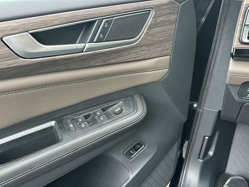 New 2026 Volkswagen Atlas SEL image 23