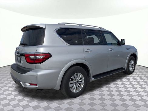 Used 2024 Nissan Armada SV image 3
