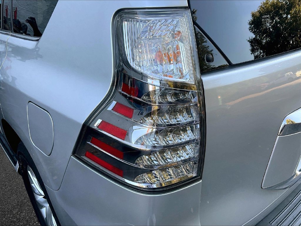 Used 2018 Lexus GX 460 Premium AWD/4WD image 21