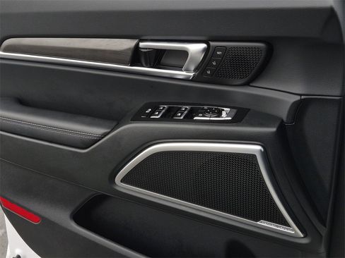 Used 2025 Kia Telluride SX Prestige X-Line image 34