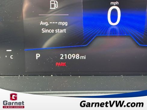 Used 2025 Volkswagen Jetta SE image 20