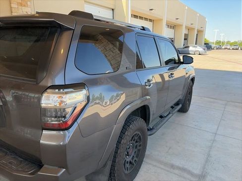 Used 2023 Toyota 4Runner SR5 Premium w/ Moonroof Package RWD image 7