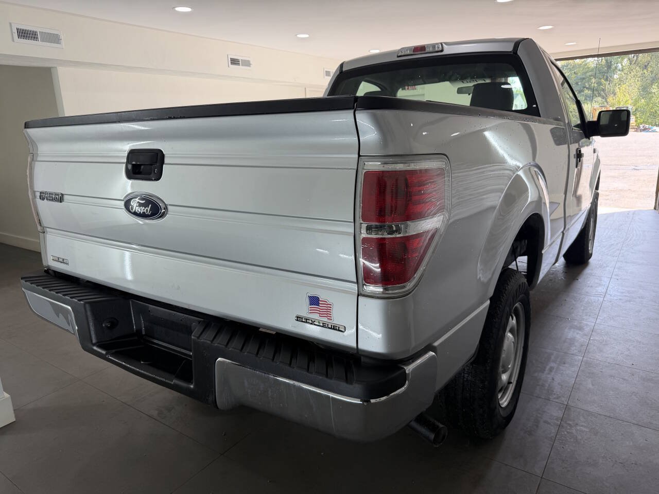 Used 2012 Ford F150 XL w/ XL Decor Group AWD/4WD image 9