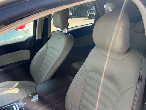 Used 2015 Ford Edge SEL w/ Equipment Group 201A image 5