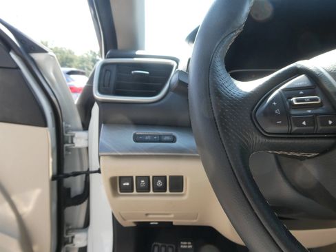 Used 2018 Nissan Maxima 3.5 SL FWD image 18