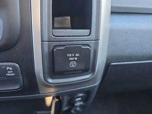 Used 2019 RAM 1500 Big Horn image 30