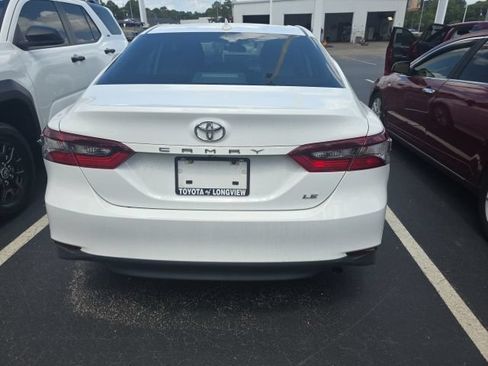 Used 2023 Toyota Camry LE FWD image 5