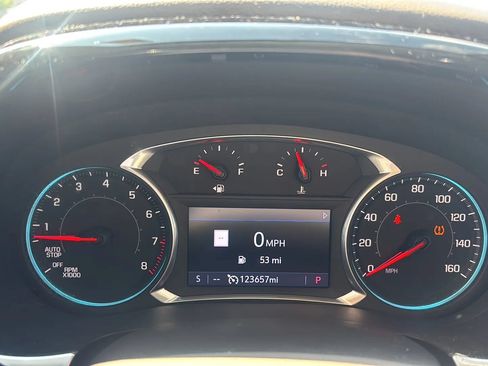 Used 2020 Chevrolet Traverse LT w/ LT Premium Package AWD/4WD image 26