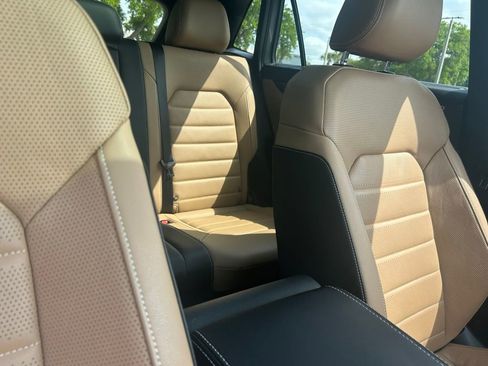 Certified 2024 Volkswagen Atlas Cross Sport SEL R-Line image 40