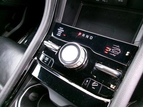 Certified 2023 Jeep Grand Cherokee L Summit w/ Luxury Tech Group V AWD/4WD image 26