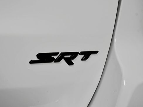 Used 2019 Jeep Grand Cherokee SRT image 17