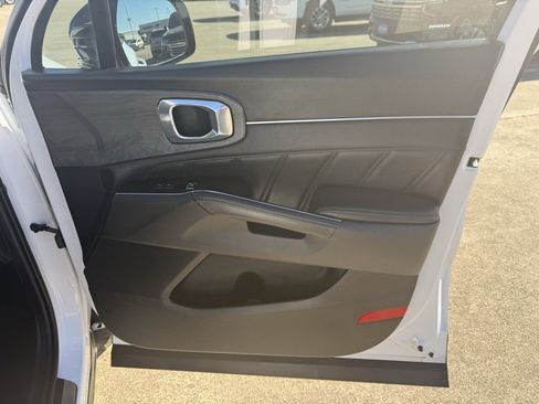 Used 2024 Kia Sorento SX image 44