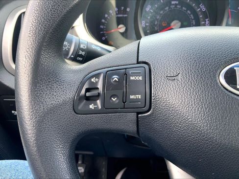 Used 2014 Kia Sportage LX FWD image 24