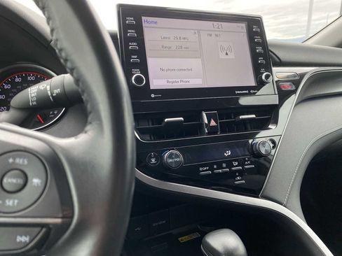 Used 2023 Toyota Camry XSE image 17