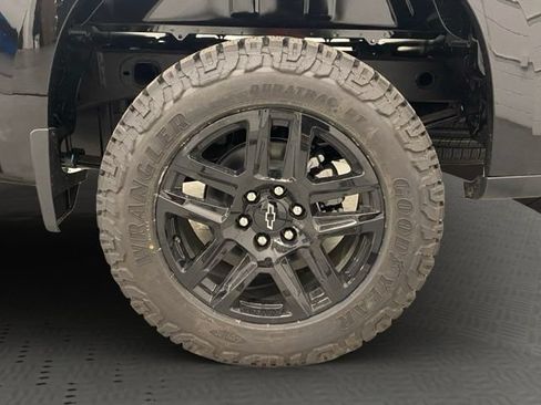 New 2026 Chevrolet Silverado 1500 Custom w/ Turbomax Blackout Package AWD/4WD image 16