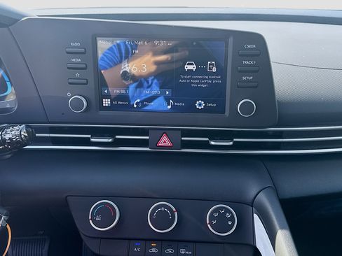 New 2026 Hyundai Elantra SE image 10