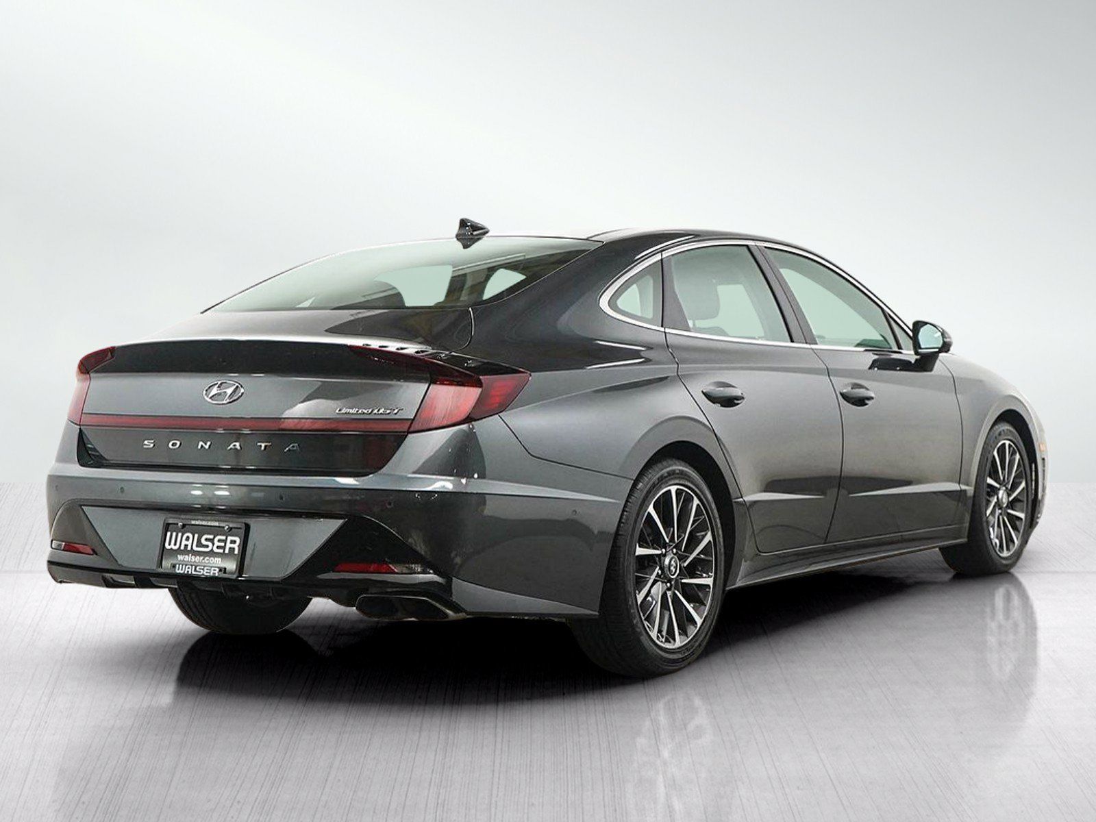 Used 2022 Hyundai Sonata Limited FWD image 5