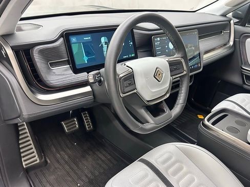 Used 2024 Rivian R1S Adventure AWD/4WD image 11