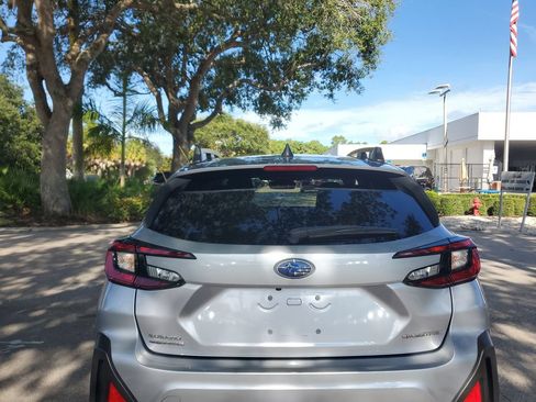 Used 2024 Subaru Crosstrek 2.0i Premium AWD/4WD image 13