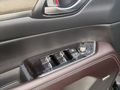 New 2025 MAZDA CX-5 Signature image 31