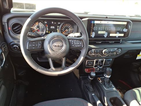 New 2026 Jeep Wrangler Unlimited Rubicon w/ Technology Group image 4