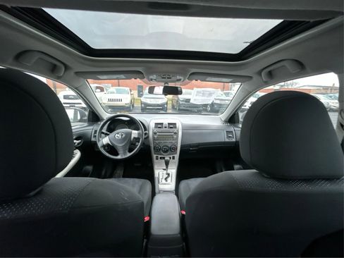 Used 2010 Toyota Corolla S image 24