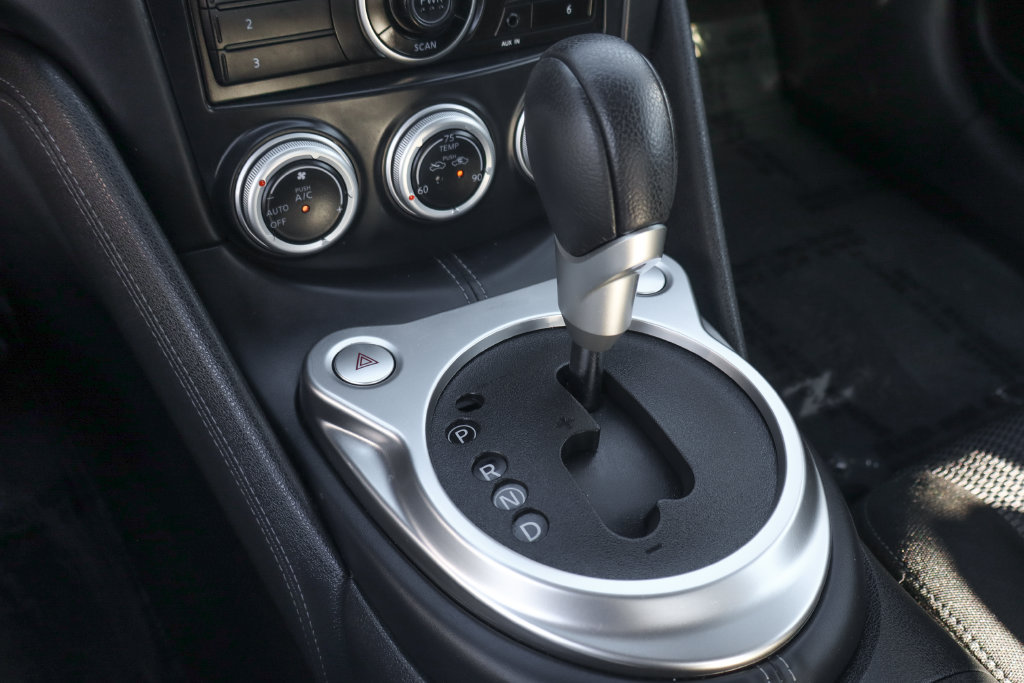 Used 2014 Nissan 370Z Coupe RWD image 29
