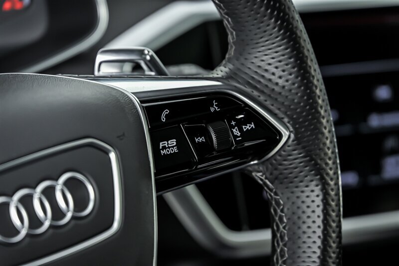 Used 2021 Audi RS 6 AWD/4WD image 22