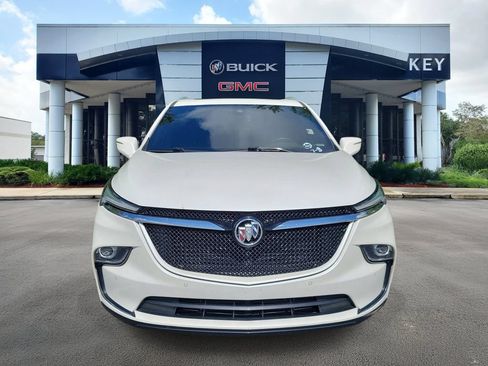 Used 2022 Buick Enclave Essence w/ Experience Buick Package FWD image 2