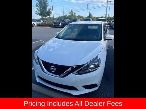 Used 2018 Nissan Sentra SV FWD image 3