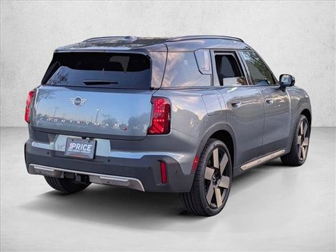 Used 2025 MINI Cooper Countryman S w/ Comfort Package Max image 5