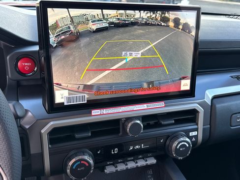 New 2025 Toyota Tacoma TRD Off-Road image 31