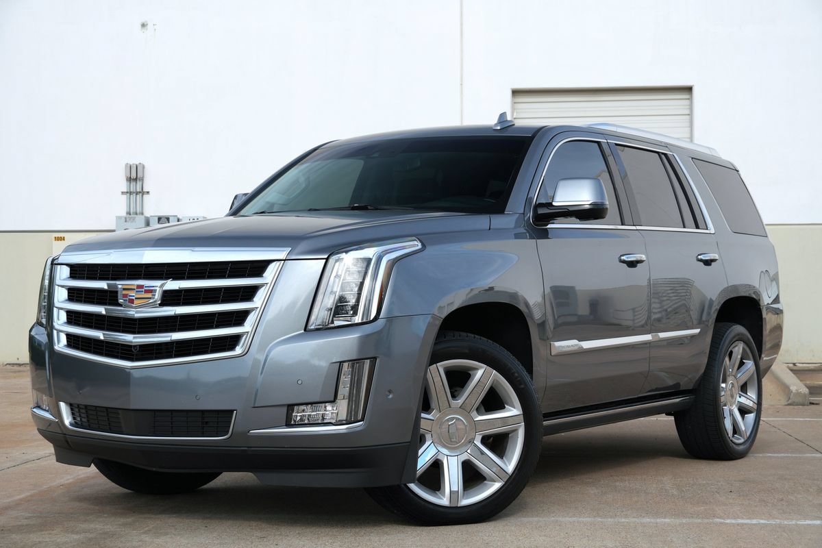 Used 2019 Cadillac Escalade Premium Luxury AWD/4WD image 2