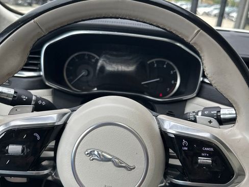 Used 2022 Jaguar F-PACE S AWD/4WD image 16