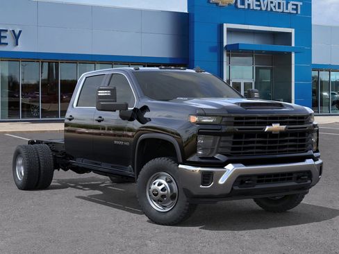 New 2026 Chevrolet Silverado 3500 W/T w/ WT Convenience Package image 7
