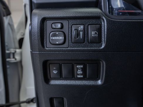 Used 2021 Toyota 4Runner TRD Off-Road AWD/4WD image 24