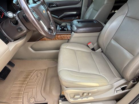 Used 2017 Chevrolet Tahoe Premier AWD/4WD image 15