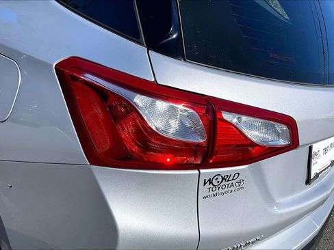 Used 2019 Chevrolet Equinox LS image 26