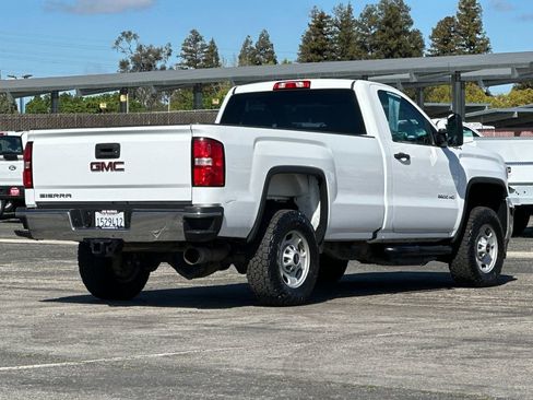 Used 2018 GMC Sierra 2500 Base image 4