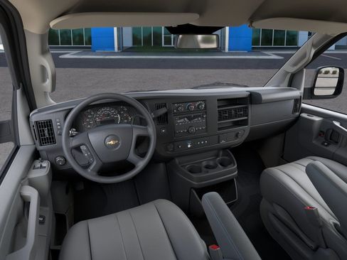 New 2026 Chevrolet Express 2500 w/ Driver Convenience Package RWD image 30