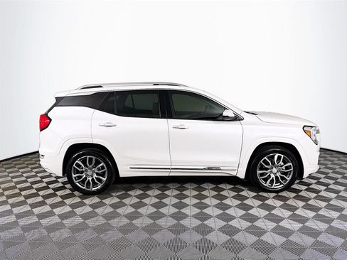 Certified 2022 GMC Terrain Denali image 4
