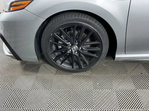 Used 2022 Toyota Camry XSE w/ Navigation Package FWD image 9