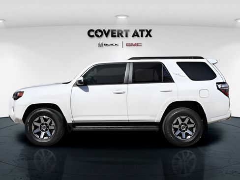 Used 2021 Toyota 4Runner TRD Off-Road AWD/4WD image 5