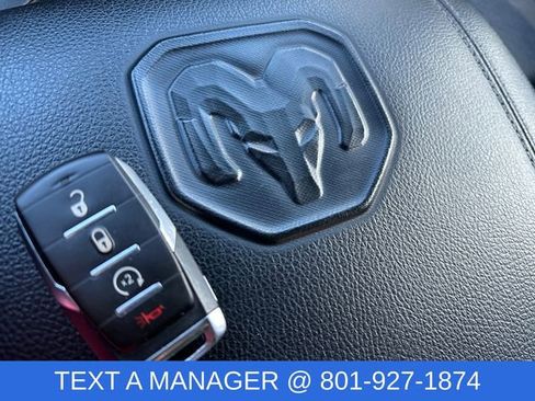 Used 2024 RAM 1500 Laramie AWD/4WD image 28